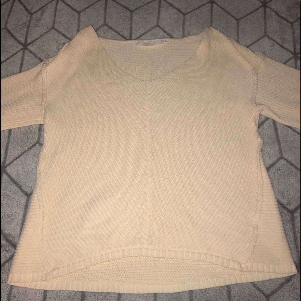 Astr Label Direction Change Bell Sleeve Sweater